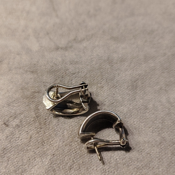 Retired James Avery Sterling Silver Triple Dome Wrap Ring And Earrings Set - Picture 4 of 6